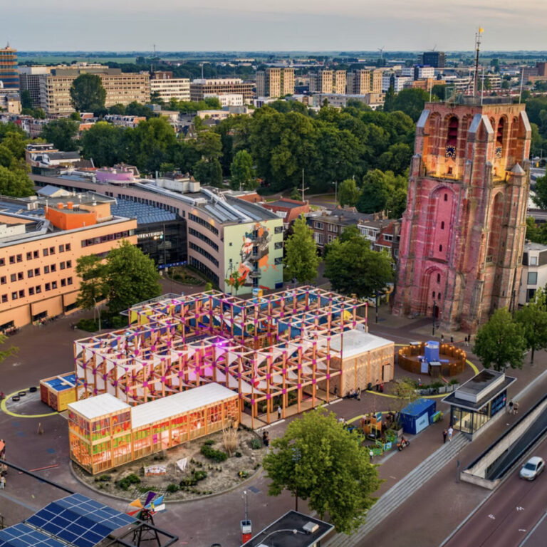 Foto van de Bouwurk van bovenaf.
