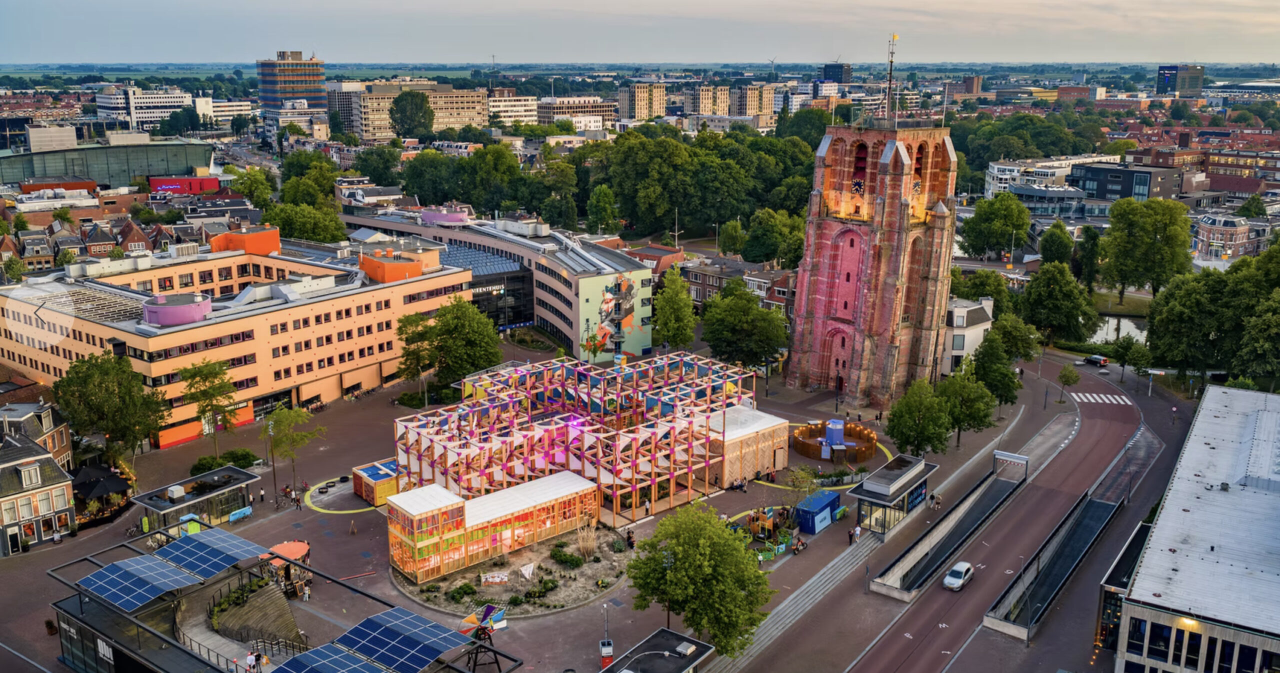 Foto van de Bouwurk van bovenaf.